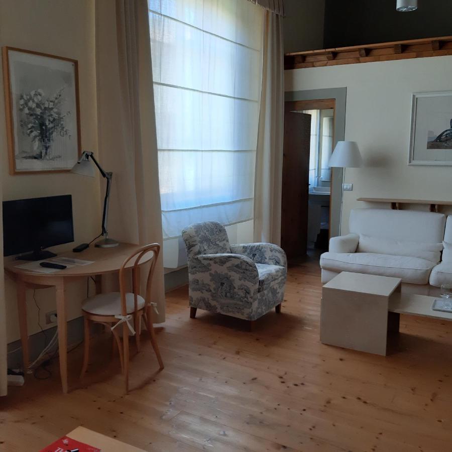 Fattoria Casamora - Suites Pian Di Sco Ngoại thất bức ảnh
