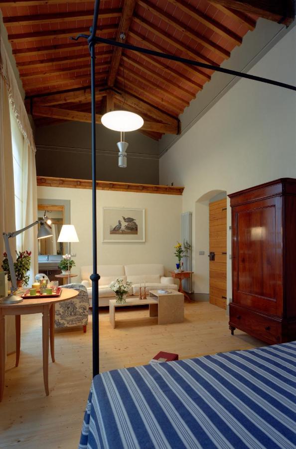 Fattoria Casamora - Suites Pian Di Sco Ngoại thất bức ảnh